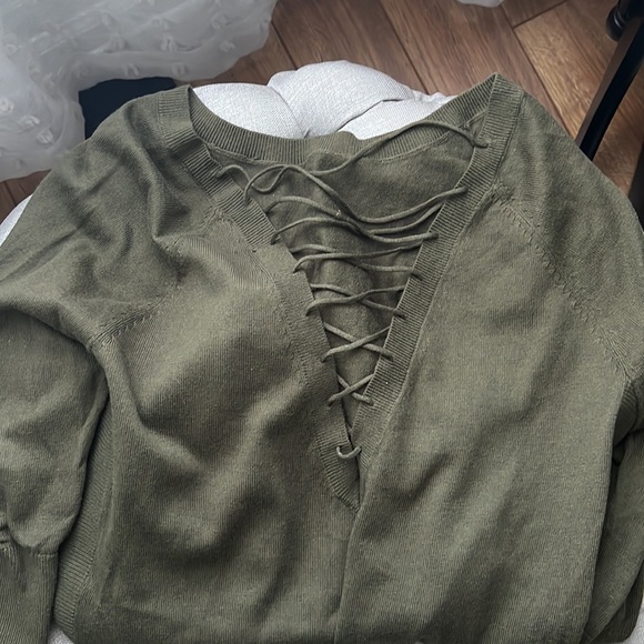 Express Green Strappy Open Back Sweater - Picture 6 of 6